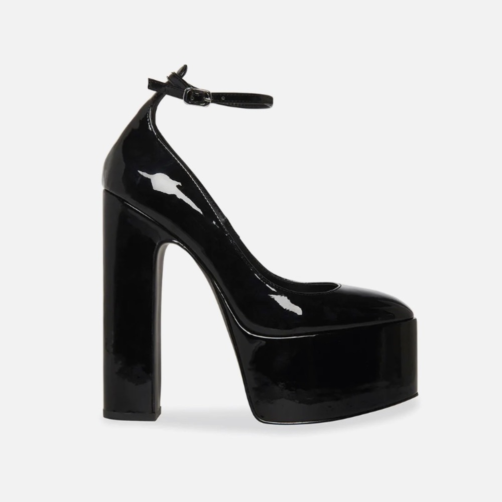 Steve Madden Skyrise Platform Pump